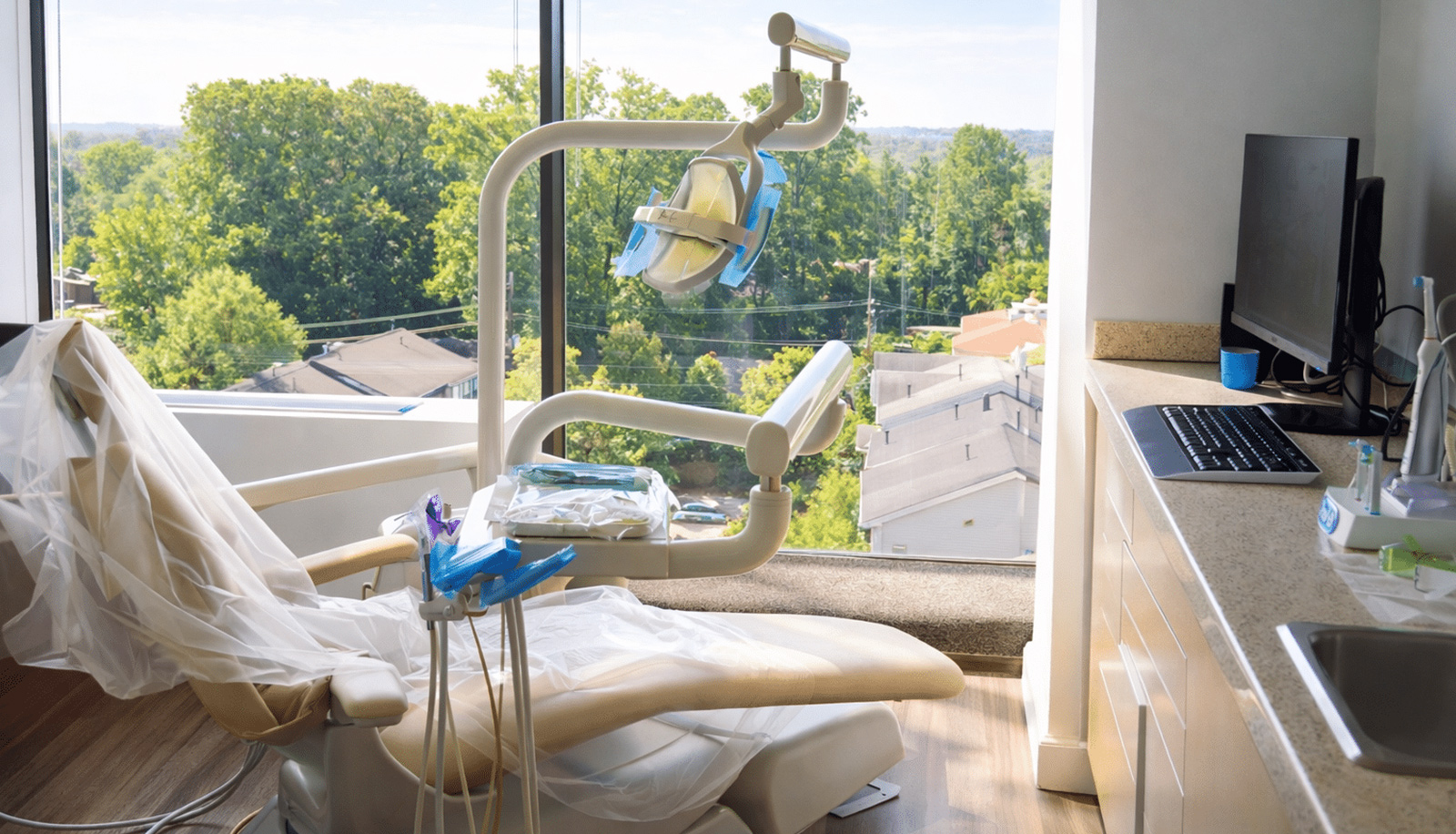 Dentist in Rockville